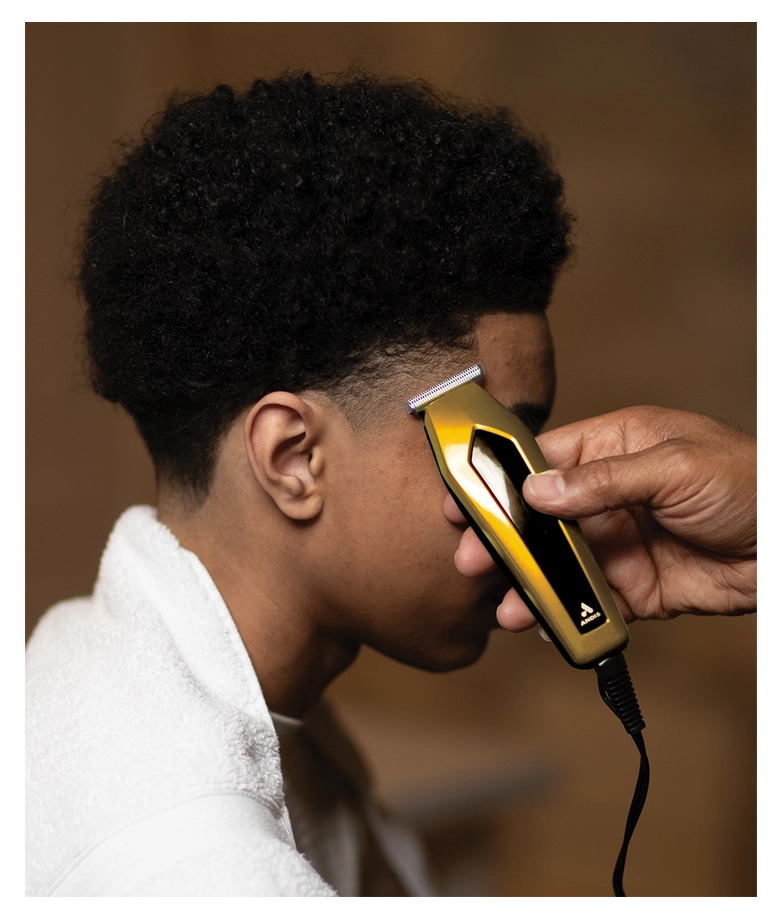 Thumbnail 562776 Ultra Trim Trimmer Gold in-use